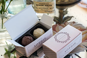 Giftboxes with Sophie design - perfect keepsakes for your guests