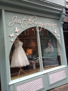 just-the-way-you-are-bridal-boutigue-newscatle-shop-front.jpg