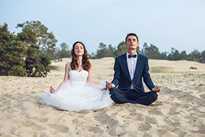 Top Ten Tips to De-stress Your Wedding