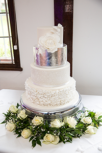 Stable Cottage Cakes wedding cakes surrey silver